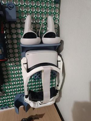 Quest 2 Wall Mount for Multiconnect   