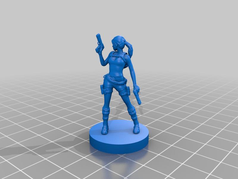 Lara Croft Miniature - 25mm Base