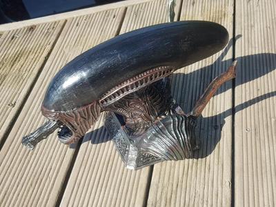 Alien Bust   