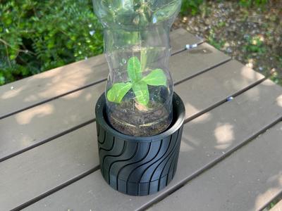 GrowDome - Plant Pot Greenhouse For Soda Bottles