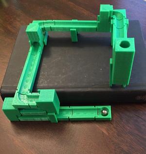 Customizable modular marble track / Desk toy