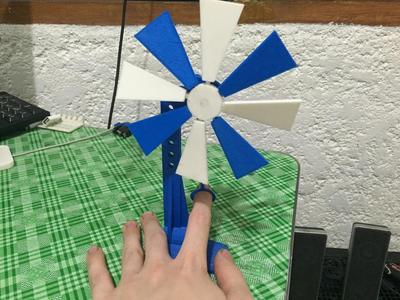Hand Powered Fan