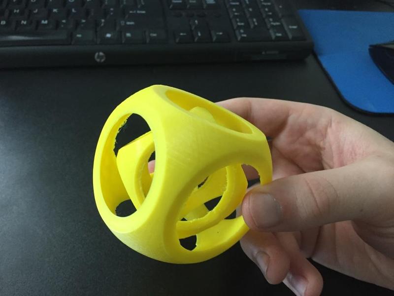 Simple Gyrocube