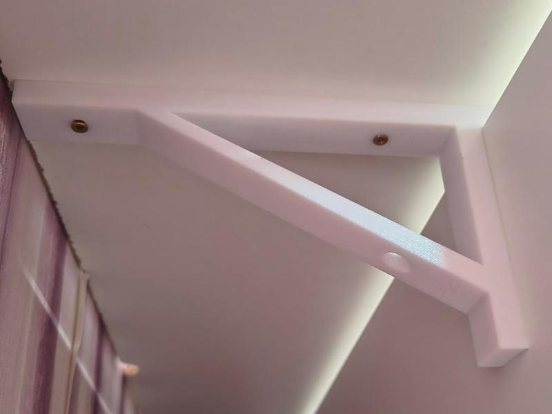 Stackable Shelf Corner