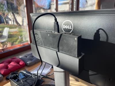 Intel NUC Skull Canyon holder for DELL monitor