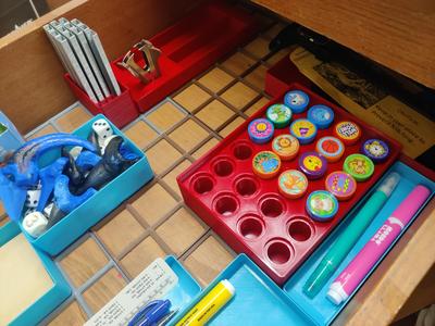 Gridfinity Stamper (kids stamp) holder