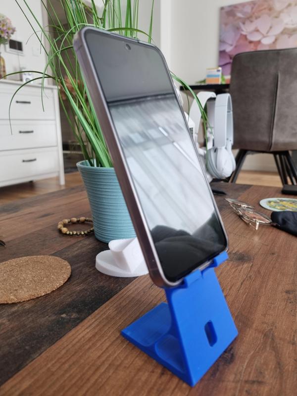 Phone Holder with Charging Support