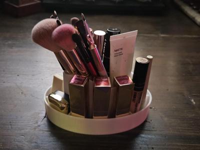 Makeup Organizer / Pen Holder