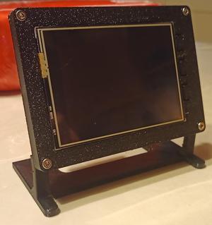 stand and enclosure for 3.2" LCD Raspberry Pi display