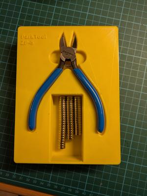 Gridfinity bin for Park Tool ZP-5 pliers