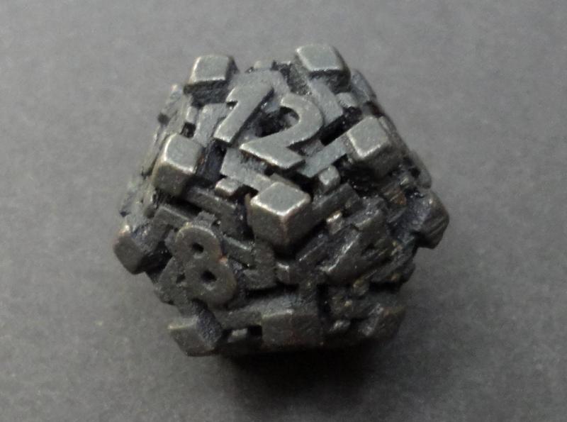 Intangle d12