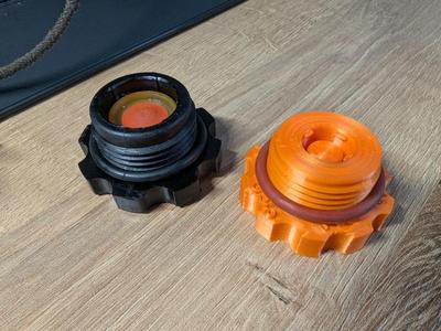 Pioneer P series and Farmsaw chainsaw fuel / gas cap (vented)
