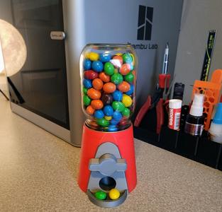Simple Mason Jar Candy Machine - Updated with printable pin for assembly
