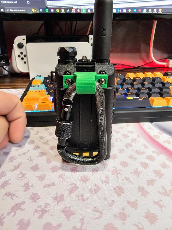 Baofeng RT-5R Radio Carabineer Clip.3mf