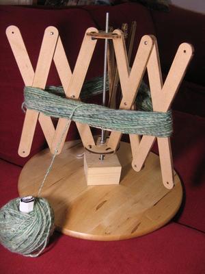 Yarn swift