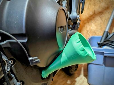 Screw-in Motorcycle Oil Funnels – All Makes