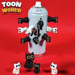 Mini Magnetic Cat