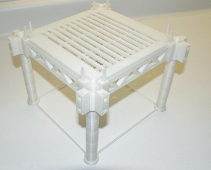 Expandable shelving