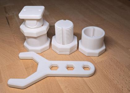 Adjustable support