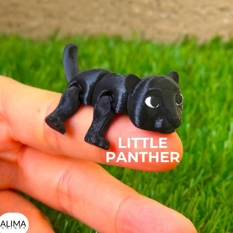 Little Panther / Keychain / Articulated Fidget Toy