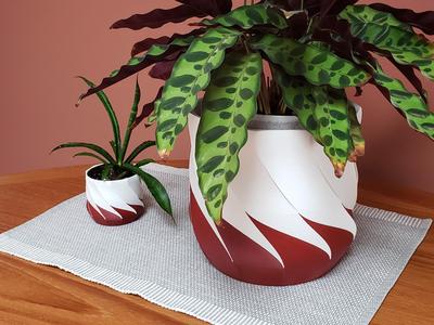 Fancy Swirl Pot