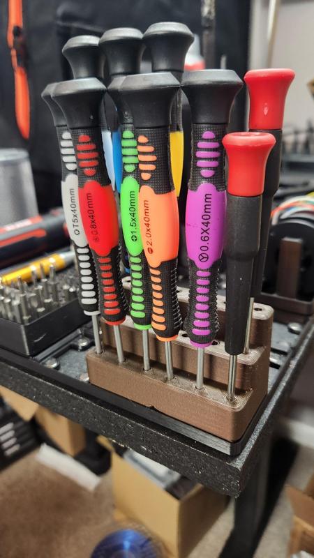 Gridfinity 1x2 Mini Screwdriver Holder 7u
