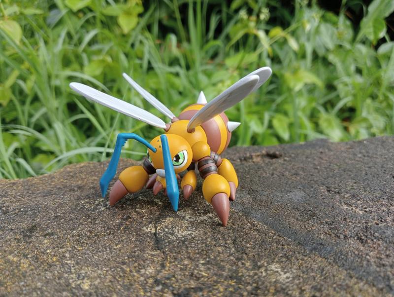 Digimon - Funbeemon/Fanbeemon