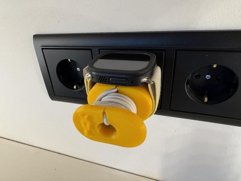 Compact Apple Watch Euro Charger