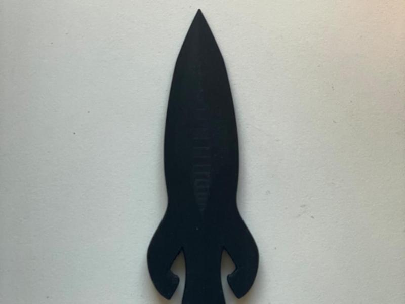 Thin Spear head/arrow head/knife