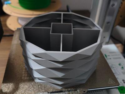 Pen Holder 