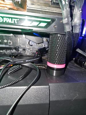 SUPPORT FOR GRAPHICS CARD, MAINBOARD RELIEF / STÜTZE FÜR GRAFIKKARTE, MAINBOARD ENTLASTUNG