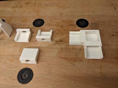End caps for 20x10 cable canal