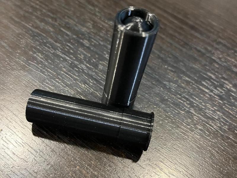 replica 20-gauge shotgun shell snap-cap 