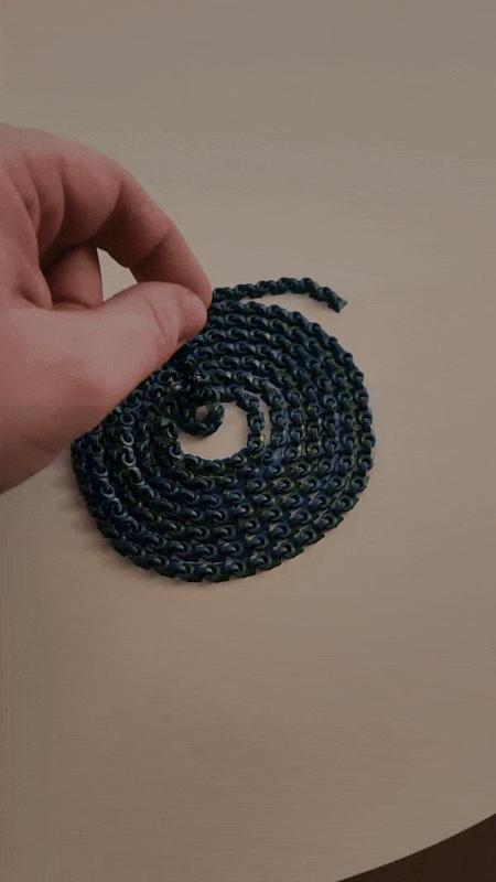 Useless Fidget Chain - No Support - Print-In-Place