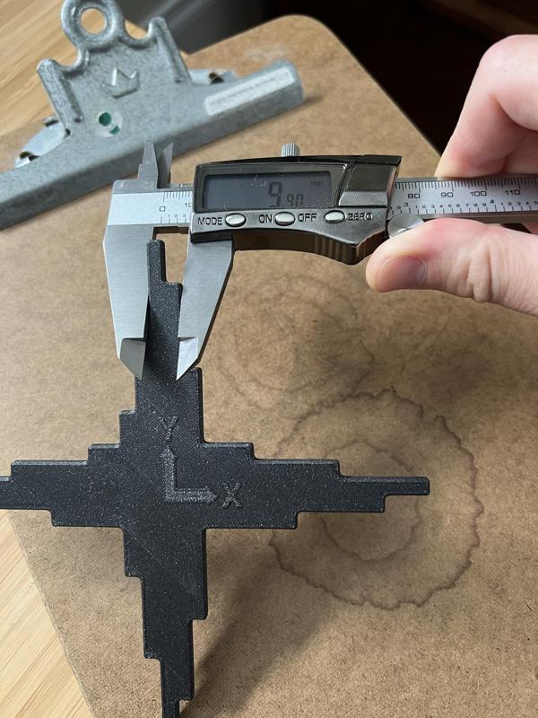 CaliCross: A Handy Tool for 3D Printer Dimensional Accuracy