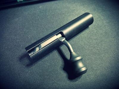 Bolt holder 457