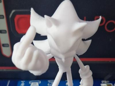 Sonic Nero Middle Finger