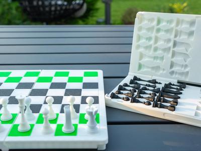 Multicolor Chess travel edition - print in place