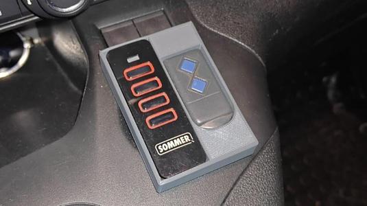 Citroën Berlingo 2022 garage door opener