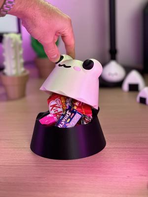 Kawaii Frog Loot Box - Print-in-Place - Holoprops