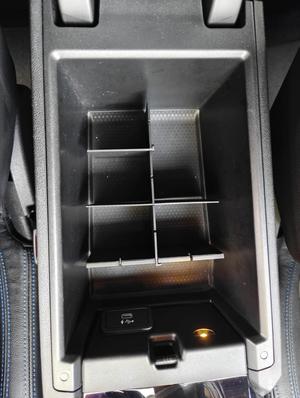 Modular Car Organiser (Armrest Space for BMW i4)