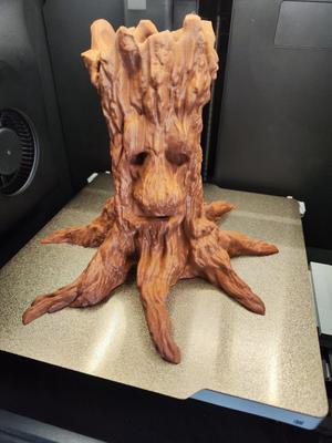 Wise trunk, pen holder, object holder