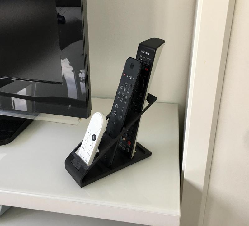 Simple Remote Holder updated