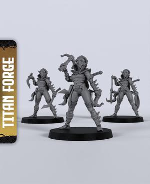 Elf Female Rogue - With Free Dragon Warhammer - 5e DnD Inspired for RPG and Wargamers