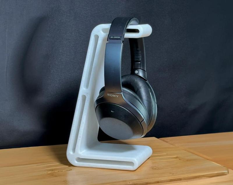 Modern Headphone Stand