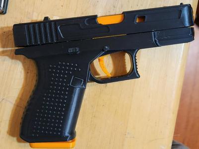 Glock 19 V9 - Look Ma No Glue Edition