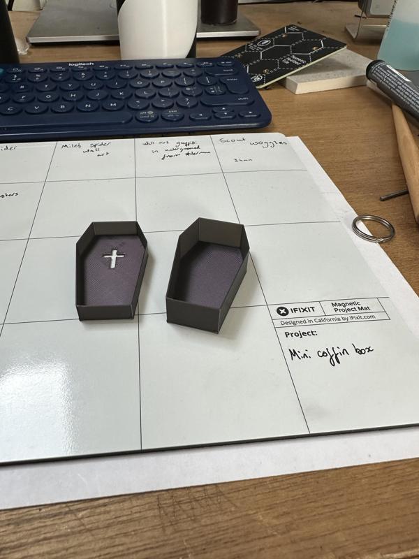 Vasemode coffin Box