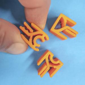 Tiny Compliant Clips
