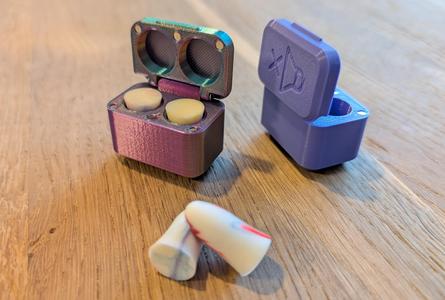 Magnetic Earplug Case