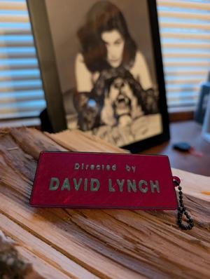 Directed By David Lynch Keychain - Twin Peaks Title Card